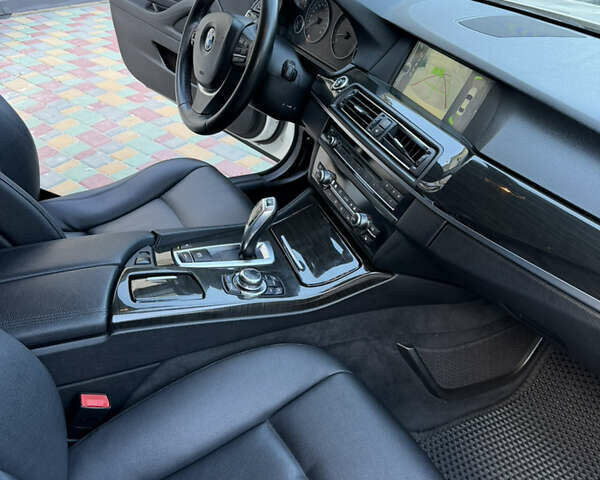 Білий БМВ 5 Серія, об'ємом двигуна 2.5 л та пробігом 240 тис. км за 12900 $, фото 15 на Automoto.ua