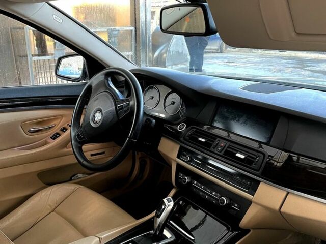 Білий БМВ 5 Серія, об'ємом двигуна 3 л та пробігом 300 тис. км за 9999 $, фото 3 на Automoto.ua