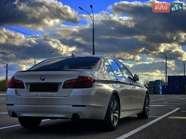 Белый БМВ 5 Серия, объемом двигателя 2.98 л и пробегом 277 тыс. км за 22000 $, фото 3 на Automoto.ua