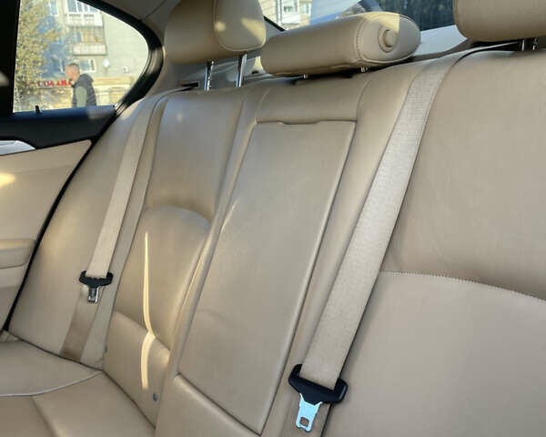 Білий БМВ 5 Серія, об'ємом двигуна 2.98 л та пробігом 286 тис. км за 13200 $, фото 12 на Automoto.ua