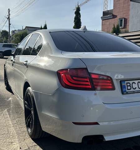 Белый БМВ 5 Серия, объемом двигателя 2.5 л и пробегом 198 тыс. км за 12800 $, фото 10 на Automoto.ua