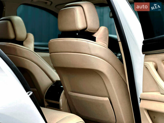 Белый БМВ 5 Серия, объемом двигателя 2.99 л и пробегом 280 тыс. км за 13600 $, фото 18 на Automoto.ua