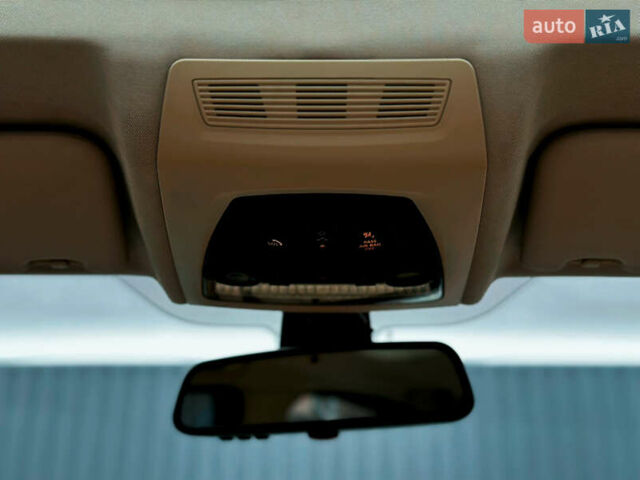 Белый БМВ 5 Серия, объемом двигателя 2.99 л и пробегом 280 тыс. км за 13600 $, фото 45 на Automoto.ua