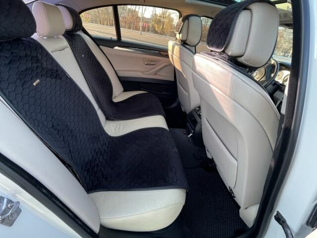 Белый БМВ 5 Серия, объемом двигателя 2 л и пробегом 270 тыс. км за 15000 $, фото 4 на Automoto.ua