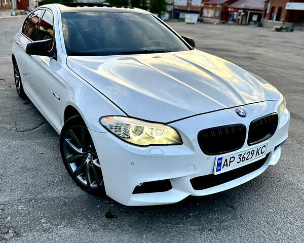 Белый БМВ 5 Серия, объемом двигателя 3.5 л и пробегом 210 тыс. км за 14600 $, фото 12 на Automoto.ua