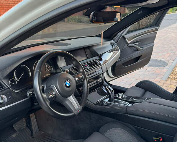 Белый БМВ 5 Серия, объемом двигателя 2.98 л и пробегом 217 тыс. км за 17999 $, фото 10 на Automoto.ua