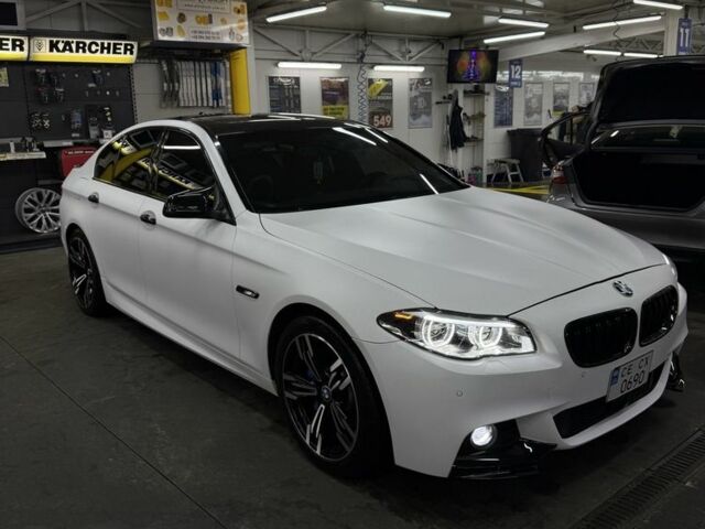 Белый БМВ 5 Серия, объемом двигателя 3 л и пробегом 190 тыс. км за 16600 $, фото 1 на Automoto.ua