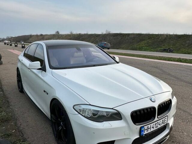 Белый БМВ 5 Серия, объемом двигателя 2 л и пробегом 227 тыс. км за 18500 $, фото 12 на Automoto.ua