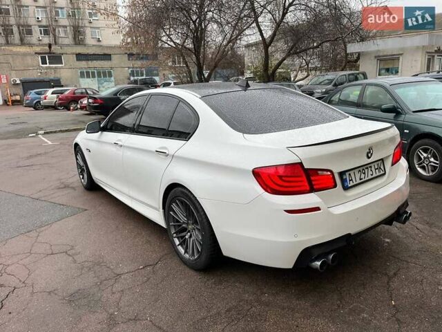 Білий БМВ 5 Серія, об'ємом двигуна 3 л та пробігом 133 тис. км за 15500 $, фото 4 на Automoto.ua