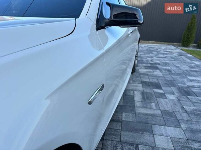 Белый БМВ 5 Серия, объемом двигателя 2 л и пробегом 241 тыс. км за 12700 $, фото 30 на Automoto.ua