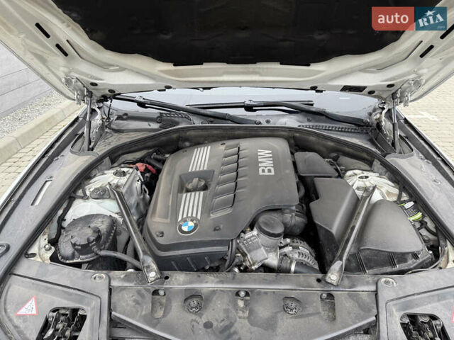 Белый БМВ 5 Серия, объемом двигателя 3 л и пробегом 222 тыс. км за 13500 $, фото 30 на Automoto.ua