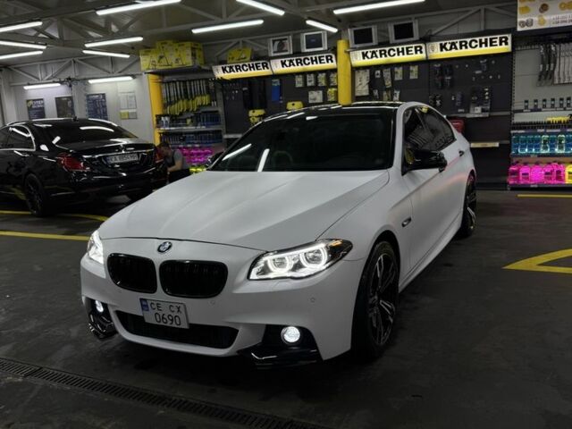 Белый БМВ 5 Серия, объемом двигателя 3 л и пробегом 190 тыс. км за 16600 $, фото 2 на Automoto.ua