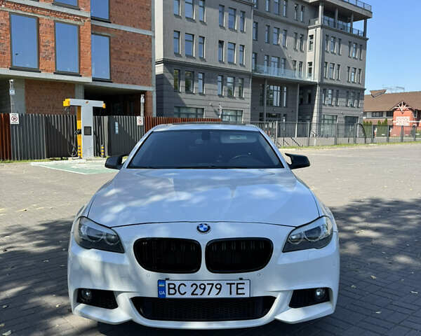 Білий БМВ 5 Серія, об'ємом двигуна 2 л та пробігом 175 тис. км за 13700 $, фото 1 на Automoto.ua