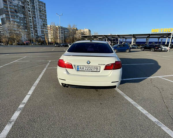 Білий БМВ 5 Серія, об'ємом двигуна 2 л та пробігом 272 тис. км за 14000 $, фото 9 на Automoto.ua