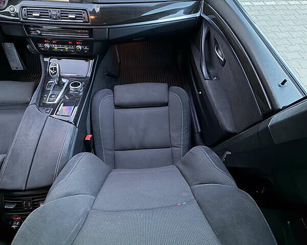 Белый БМВ 5 Серия, объемом двигателя 3 л и пробегом 229 тыс. км за 13300 $, фото 22 на Automoto.ua