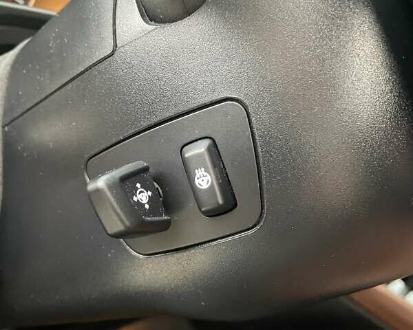 Белый БМВ 5 Серия, объемом двигателя 2 л и пробегом 302 тыс. км за 13900 $, фото 15 на Automoto.ua