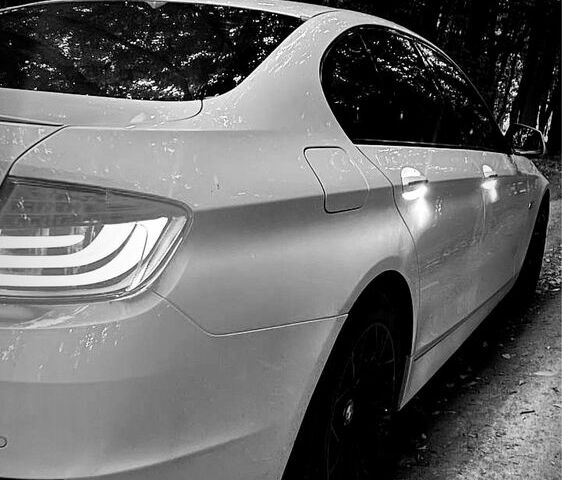 Білий БМВ 5 Серія, об'ємом двигуна 2 л та пробігом 213 тис. км за 15400 $, фото 1 на Automoto.ua