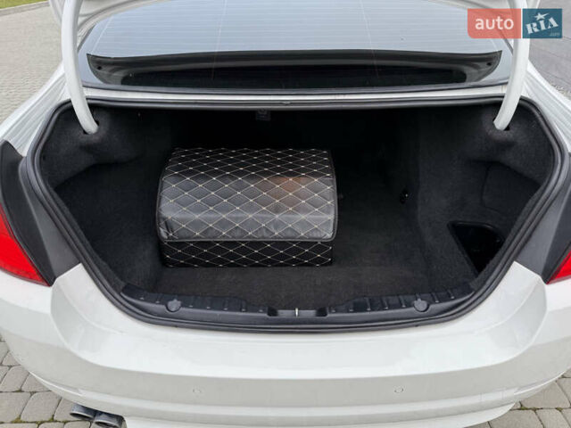 Белый БМВ 5 Серия, объемом двигателя 3 л и пробегом 222 тыс. км за 13500 $, фото 29 на Automoto.ua