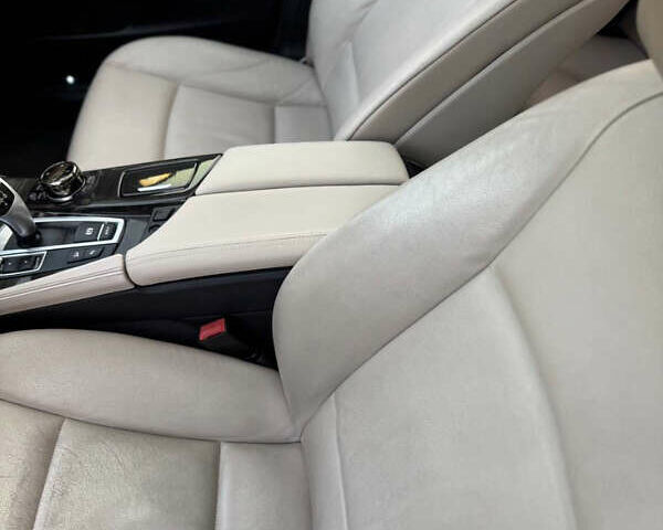Білий БМВ 5 Серія, об'ємом двигуна 2 л та пробігом 260 тис. км за 11900 $, фото 7 на Automoto.ua