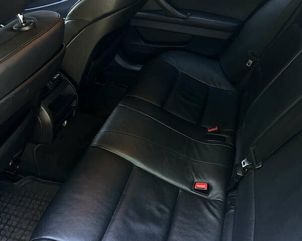 Білий БМВ 5 Серія, об'ємом двигуна 2.99 л та пробігом 233 тис. км за 17800 $, фото 8 на Automoto.ua