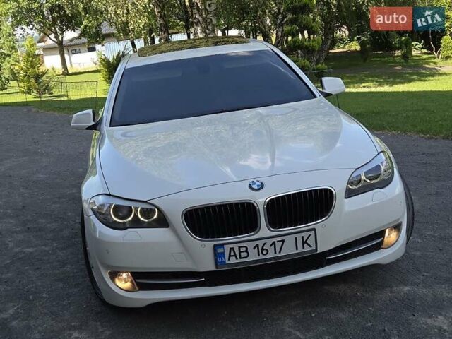 Белый БМВ 5 Серия, объемом двигателя 3 л и пробегом 318 тыс. км за 11500 $, фото 13 на Automoto.ua