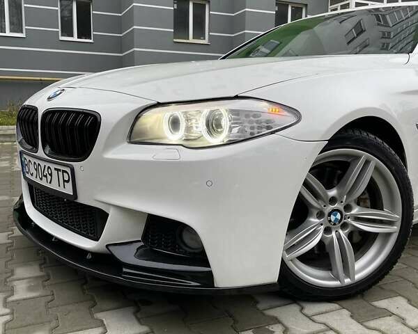 Белый БМВ 5 Серия, объемом двигателя 2.98 л и пробегом 238 тыс. км за 13500 $, фото 14 на Automoto.ua