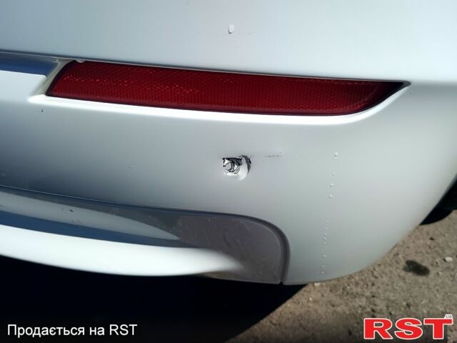 Білий БМВ 5 Серія, об'ємом двигуна 3 л та пробігом 200 тис. км за 12000 $, фото 5 на Automoto.ua