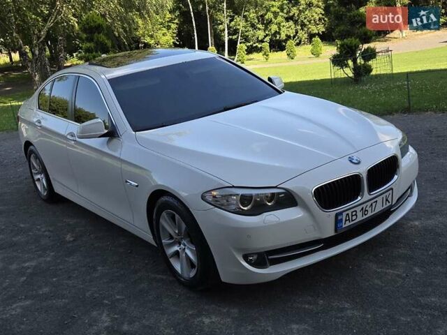 Белый БМВ 5 Серия, объемом двигателя 3 л и пробегом 318 тыс. км за 11500 $, фото 37 на Automoto.ua