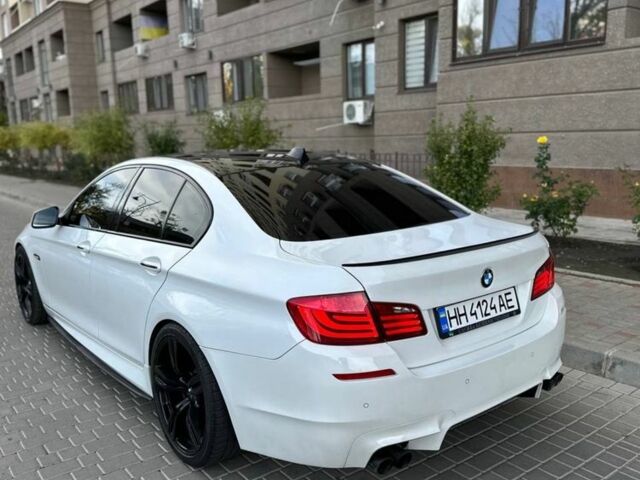 Белый БМВ 5 Серия, объемом двигателя 2 л и пробегом 227 тыс. км за 18500 $, фото 16 на Automoto.ua