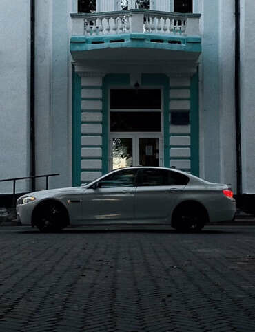 Білий БМВ 5 Серія, об'ємом двигуна 2.99 л та пробігом 233 тис. км за 17800 $, фото 15 на Automoto.ua