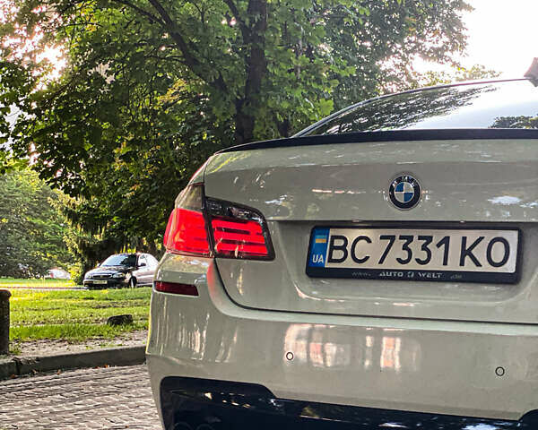 Білий БМВ 5 Серія, об'ємом двигуна 2.99 л та пробігом 233 тис. км за 17800 $, фото 2 на Automoto.ua