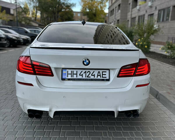 Белый БМВ 5 Серия, объемом двигателя 2 л и пробегом 226 тыс. км за 19900 $, фото 6 на Automoto.ua