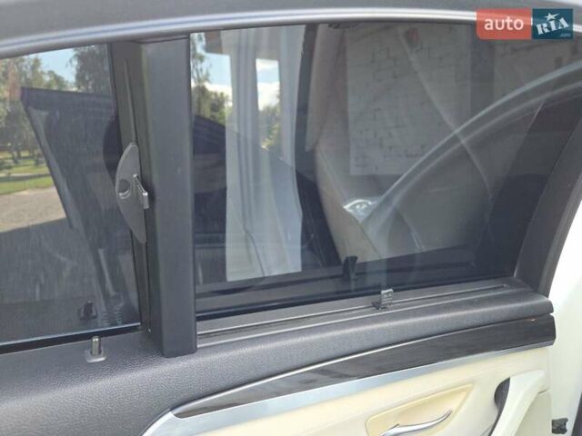 Белый БМВ 5 Серия, объемом двигателя 3 л и пробегом 318 тыс. км за 11500 $, фото 17 на Automoto.ua