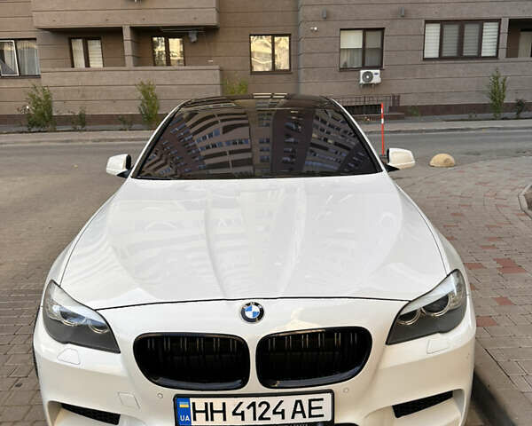 Белый БМВ 5 Серия, объемом двигателя 2 л и пробегом 226 тыс. км за 19900 $, фото 13 на Automoto.ua