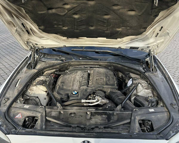 Белый БМВ 5 Серия, объемом двигателя 2.98 л и пробегом 295 тыс. км за 10999 $, фото 24 на Automoto.ua