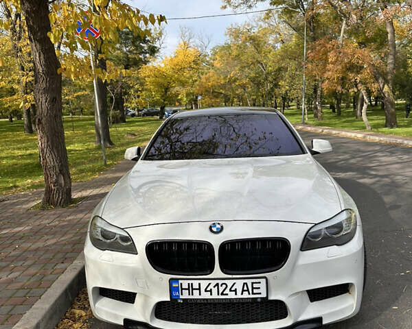 Белый БМВ 5 Серия, объемом двигателя 2 л и пробегом 226 тыс. км за 19900 $, фото 1 на Automoto.ua