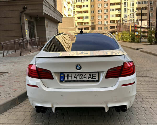 Белый БМВ 5 Серия, объемом двигателя 2 л и пробегом 226 тыс. км за 19900 $, фото 21 на Automoto.ua