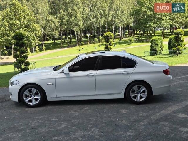 Белый БМВ 5 Серия, объемом двигателя 3 л и пробегом 318 тыс. км за 11500 $, фото 10 на Automoto.ua