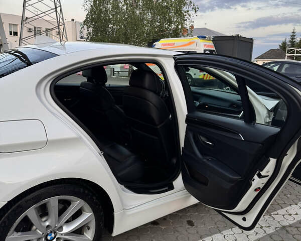 Белый БМВ 5 Серия, объемом двигателя 3.5 л и пробегом 265 тыс. км за 13900 $, фото 15 на Automoto.ua