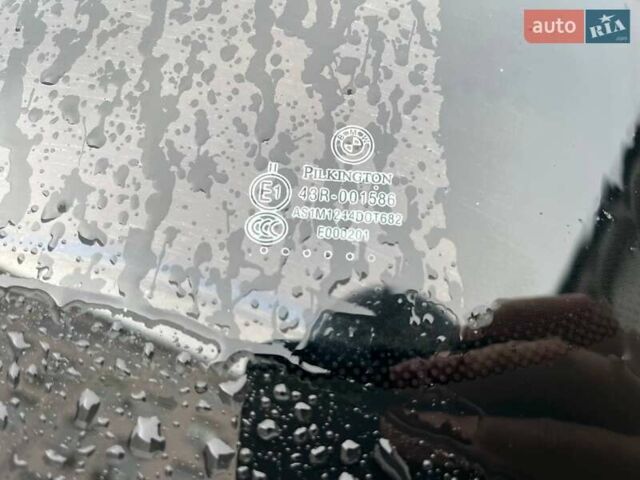 Білий БМВ 5 Серія, об'ємом двигуна 3 л та пробігом 133 тис. км за 15500 $, фото 16 на Automoto.ua