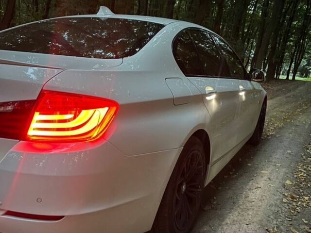 Білий БМВ 5 Серія, об'ємом двигуна 2 л та пробігом 213 тис. км за 15400 $, фото 3 на Automoto.ua