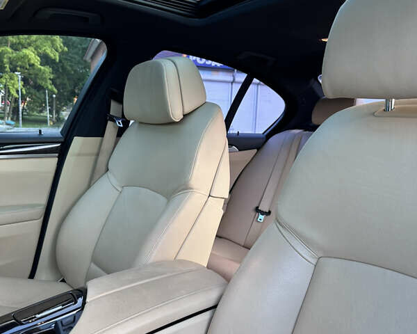 Белый БМВ 5 Серия, объемом двигателя 3.5 л и пробегом 210 тыс. км за 14600 $, фото 10 на Automoto.ua