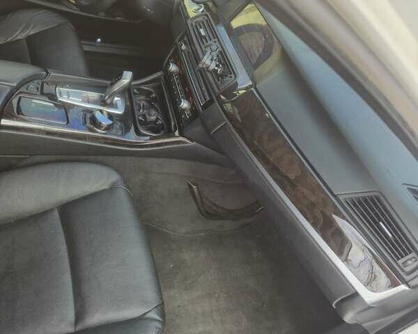 Белый БМВ 5 Серия, объемом двигателя 2.99 л и пробегом 265 тыс. км за 15500 $, фото 10 на Automoto.ua