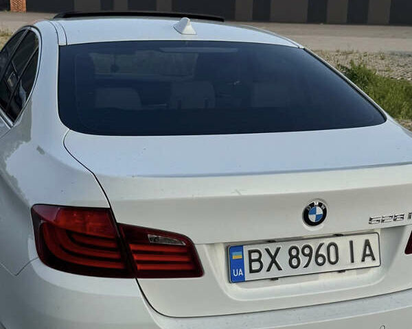 Білий БМВ 5 Серія, об'ємом двигуна 2 л та пробігом 260 тис. км за 11900 $, фото 13 на Automoto.ua