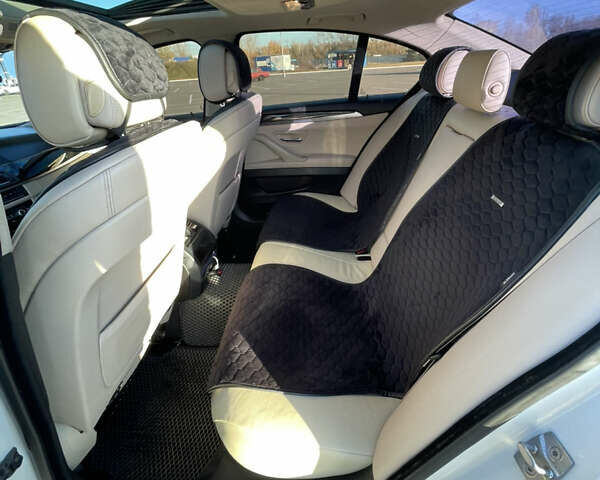 Білий БМВ 5 Серія, об'ємом двигуна 2 л та пробігом 272 тис. км за 14000 $, фото 12 на Automoto.ua