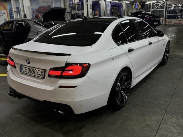 Белый БМВ 5 Серия, объемом двигателя 3 л и пробегом 190 тыс. км за 16600 $, фото 3 на Automoto.ua