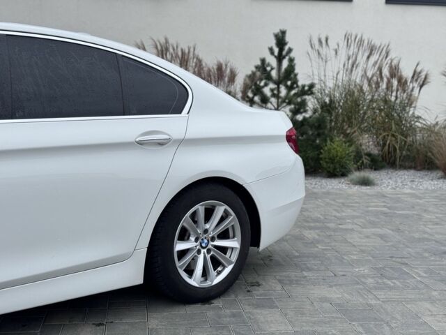 Білий БМВ 5 Серія, об'ємом двигуна 2 л та пробігом 290 тис. км за 11200 $, фото 9 на Automoto.ua