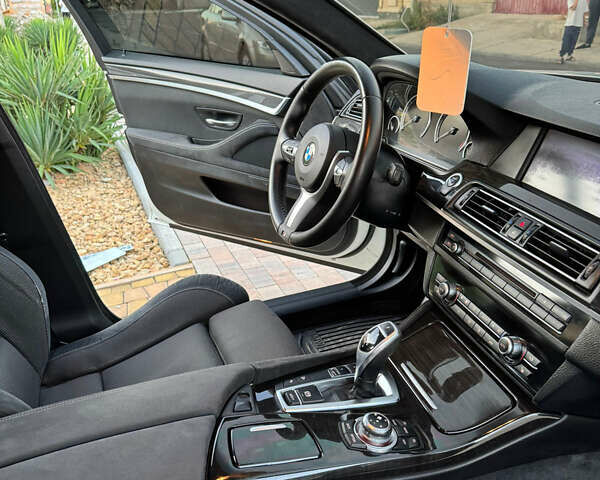 Белый БМВ 5 Серия, объемом двигателя 2.98 л и пробегом 217 тыс. км за 17999 $, фото 12 на Automoto.ua
