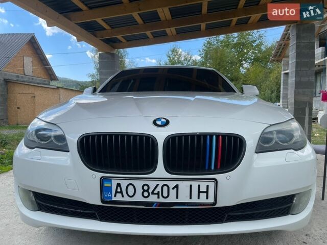 Білий БМВ 5 Серія, об'ємом двигуна 2 л та пробігом 190 тис. км за 11600 $, фото 1 на Automoto.ua