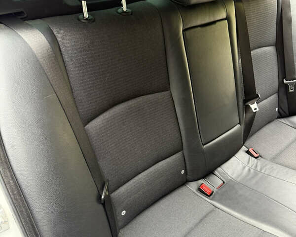 Білий БМВ 5 Серія, об'ємом двигуна 2 л та пробігом 196 тис. км за 14150 $, фото 13 на Automoto.ua